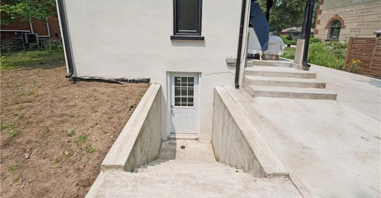 245 Lowther Street S, Cambridge, ON, N3H 1Y6 - 37