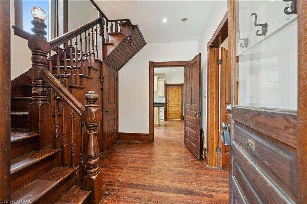 245 Lowther Street S, Cambridge, ON, N3H 1Y6 - 5