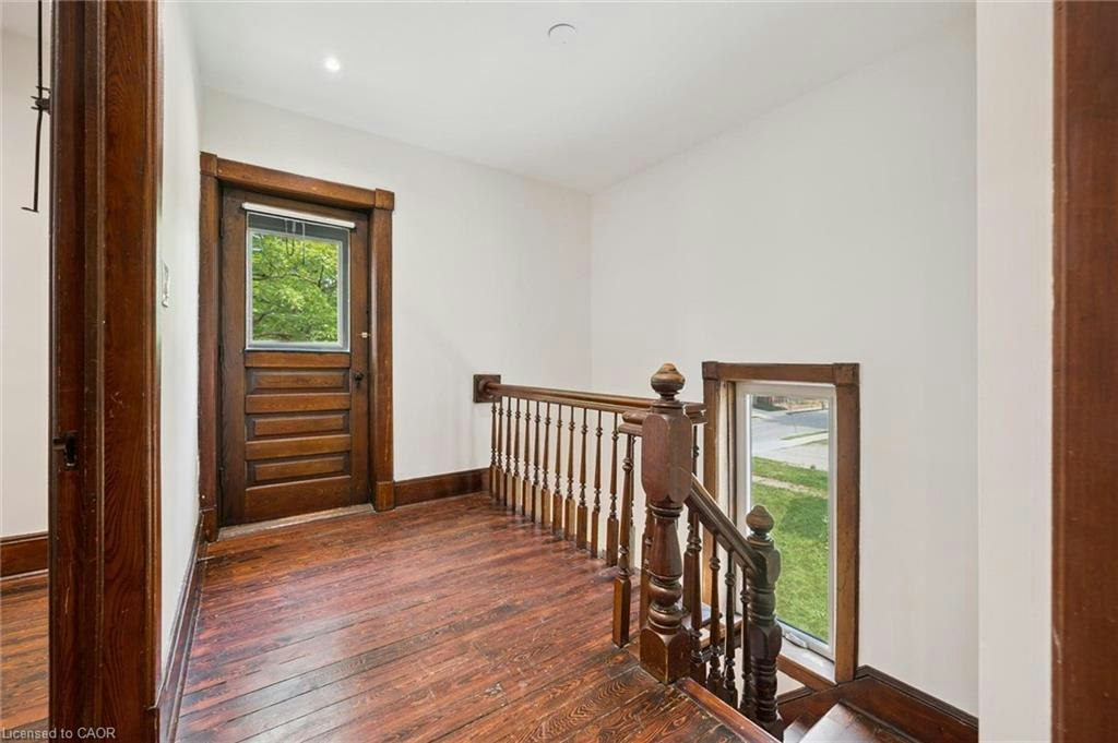 245 Lowther Street S, Cambridge, ON, N3H 1Y6 - 19