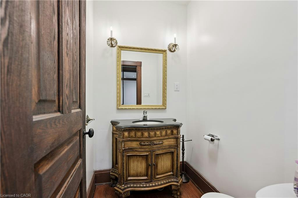 245 Lowther Street S, Cambridge, ON, N3H 1Y6 - 22