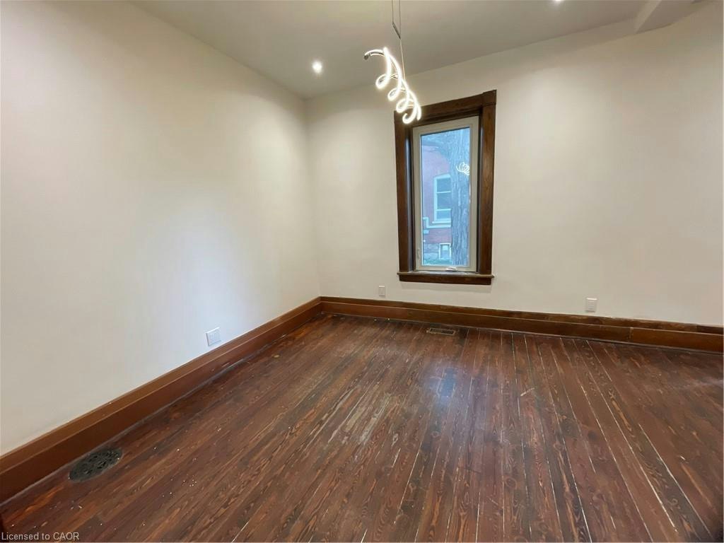 245 Lowther Street S, Cambridge, ON, N3H 1Y6 - 15
