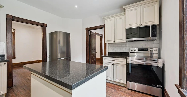 245 Lowther Street S, Cambridge, ON, N3H 1Y6 - 9