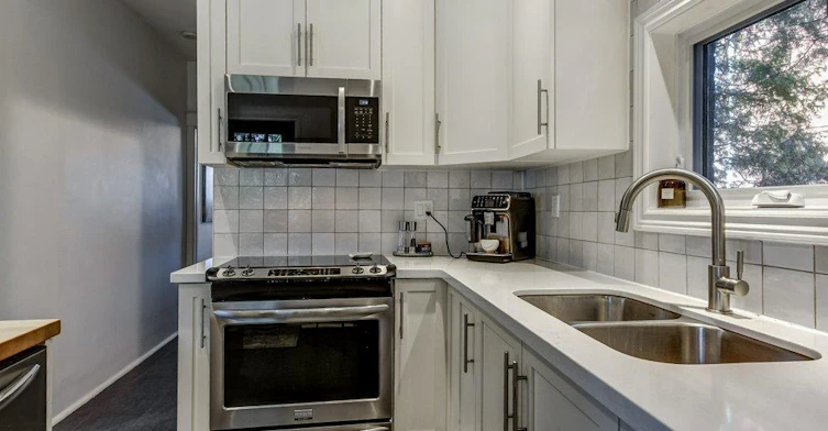 43 Rosslyn Avenue S, Hamilton, ON, L8M 3J1 - 17