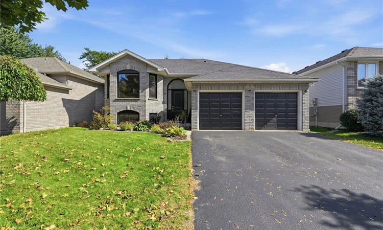 8 Moyle Drive