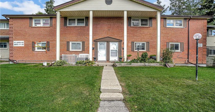 25-162 Jansen Avenue, Kitchener, ON, N2A 2L7 - 25