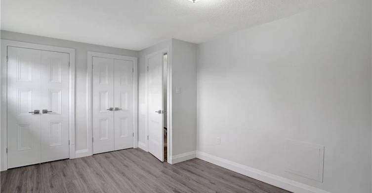 25-162 Jansen Avenue, Kitchener, ON, N2A 2L7 - 11