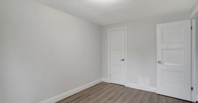 25-162 Jansen Avenue, Kitchener, ON, N2A 2L7 - 15
