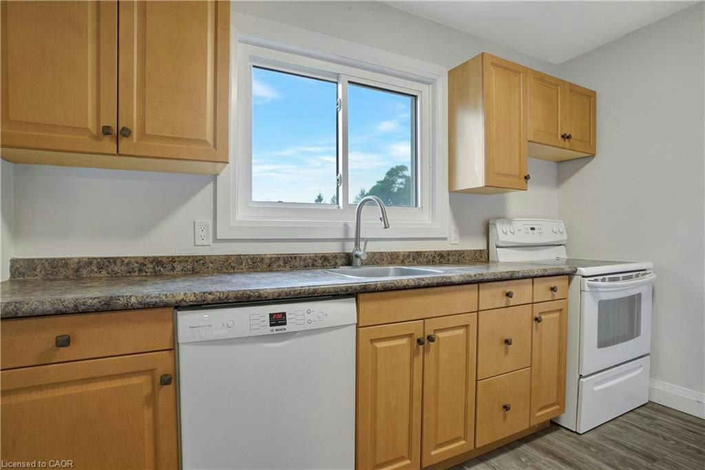 25-162 Jansen Avenue, Kitchener, ON, N2A 2L7 - 7