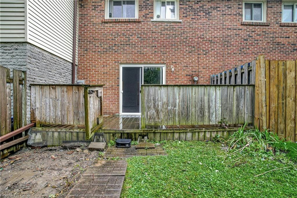 25-162 Jansen Avenue, Kitchener, ON, N2A 2L7 - 24