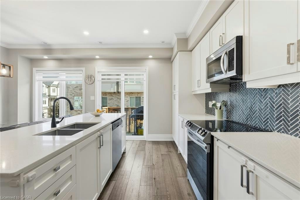 77 Borers Creek Circle, Hamilton, ON, L8B 1W3 - 16
