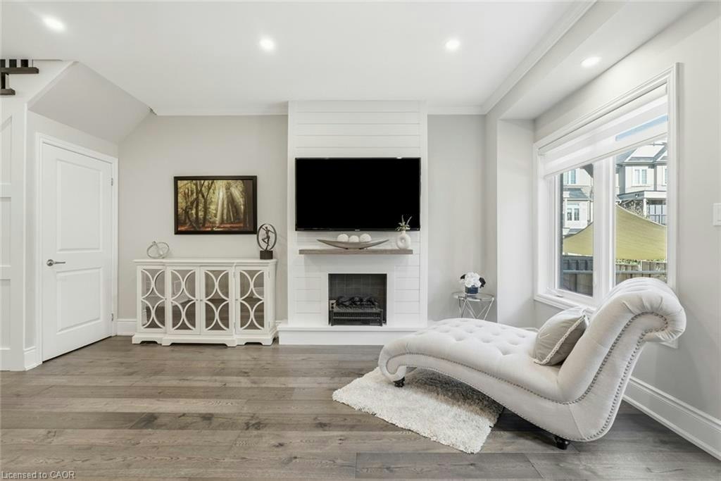 77 Borers Creek Circle, Hamilton, ON, L8B 1W3 - 6