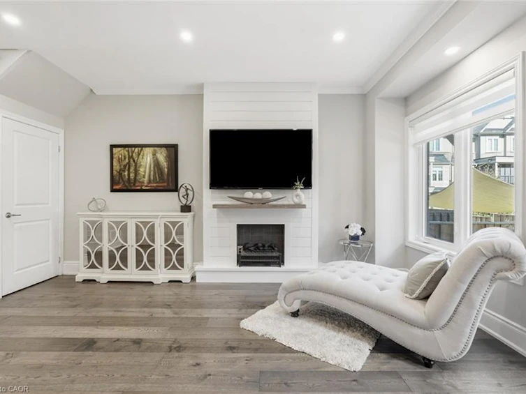 77 Borers Creek Circle, Hamilton, ON, L8B 1W3 - 6