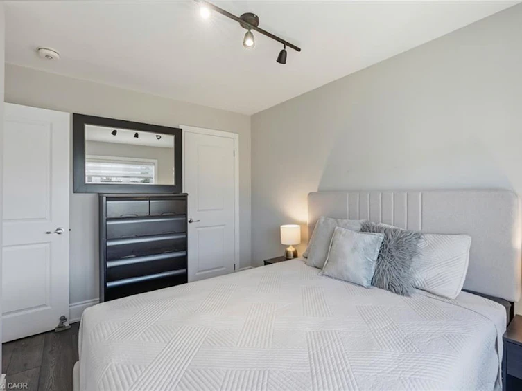 77 Borers Creek Circle, Hamilton, ON, L8B 1W3 - 38
