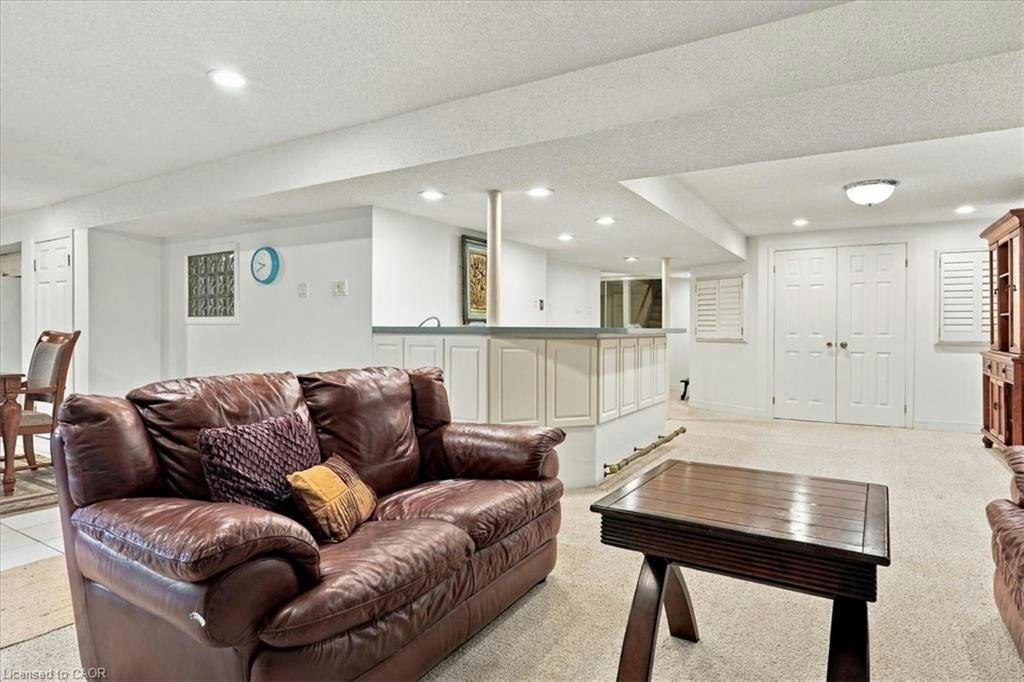 Lower-1374 Heritage Way, Oakville, ON, L6M 3C9 4