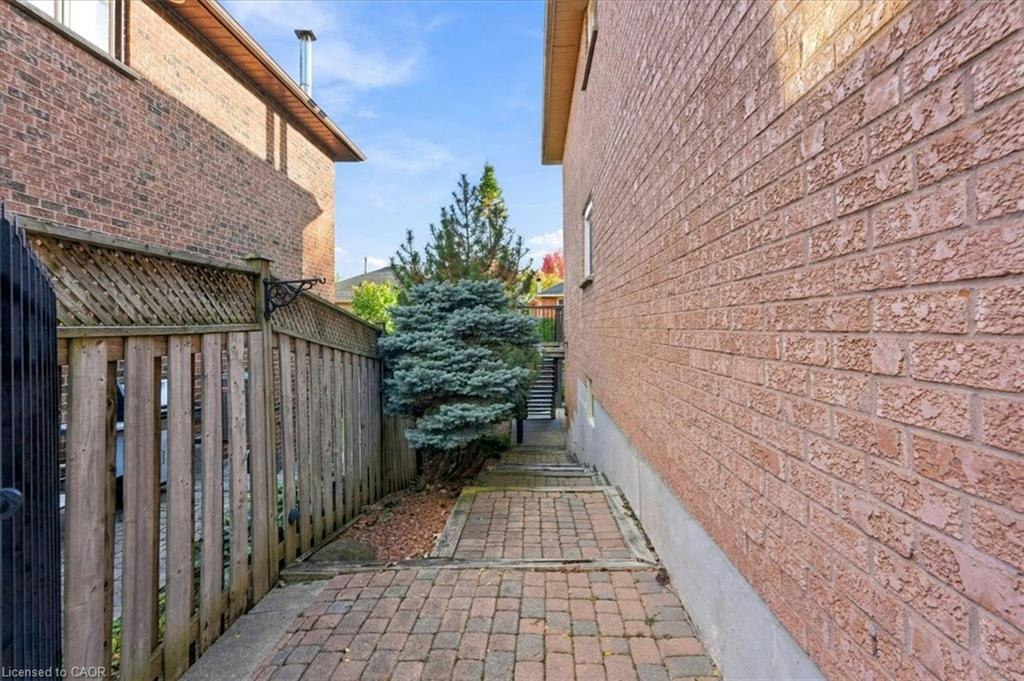 Lower-1374 Heritage Way, Oakville, ON, L6M 3C9 - 18