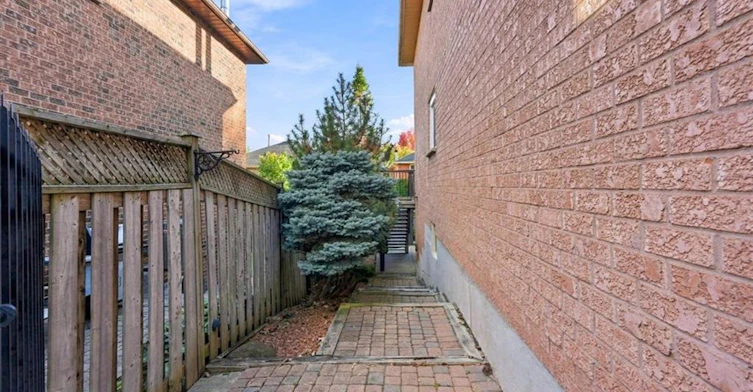 Lower-1374 Heritage Way, Oakville, ON, L6M 3C9 - 18