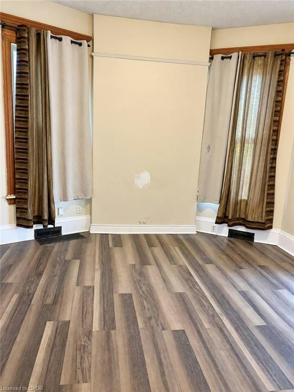 MAIN-4 West Avenue N, Hamilton, ON, L8L 5B8 - 5