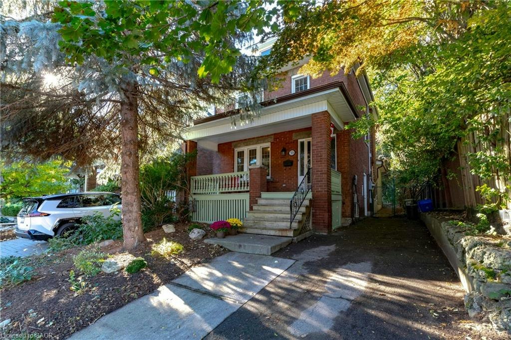 33 South Street, Hamilton, ON, L8P 2W2
