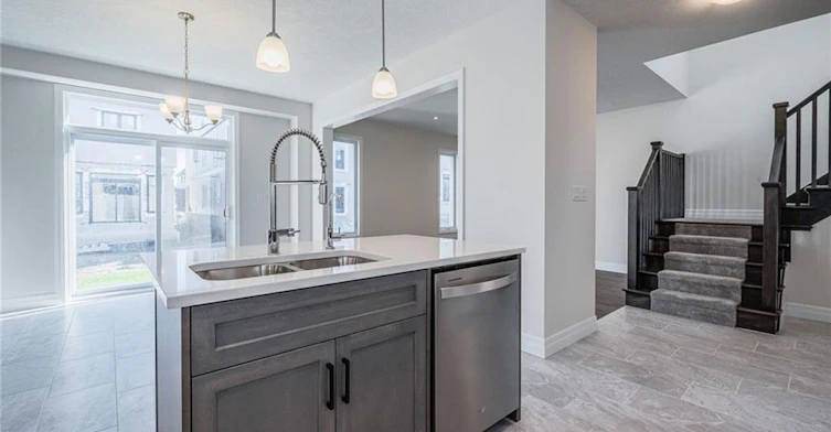 354 Beechdrops Drive, Waterloo, ON, N2V 0E8 - 6