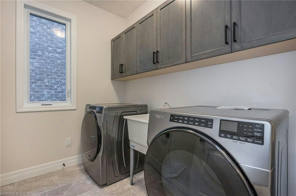 354 Beechdrops Drive, Waterloo, ON, N2V 0E8 - 11