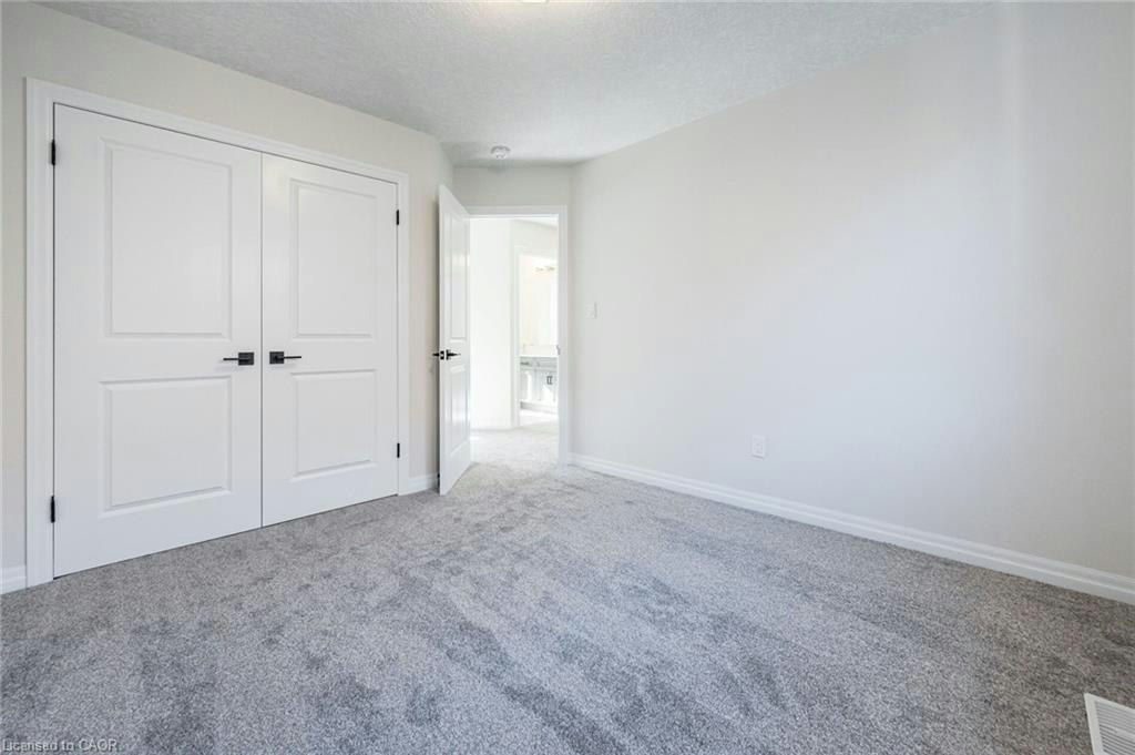 354 Beechdrops Drive, Waterloo, ON, N2V 0E8 - 18