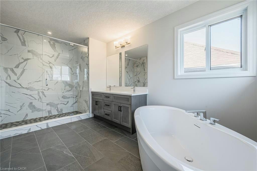 354 Beechdrops Drive, Waterloo, ON, N2V 0E8 - 12