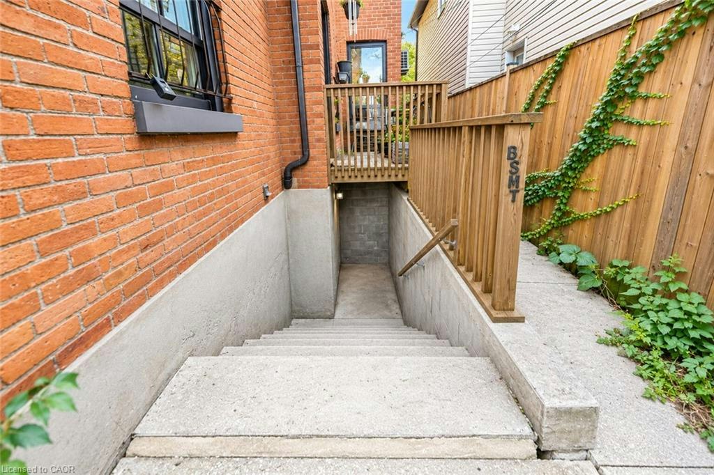 3-25 Grove Street, Hamilton, ON, L8N 1P4 2