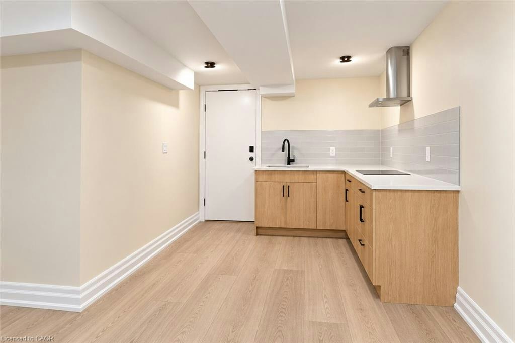 3-25 Grove Street, Hamilton, ON, L8N 1P4 5