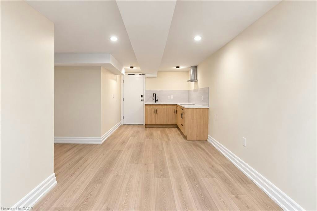 3-25 Grove Street, Hamilton, ON, L8N 1P4 4