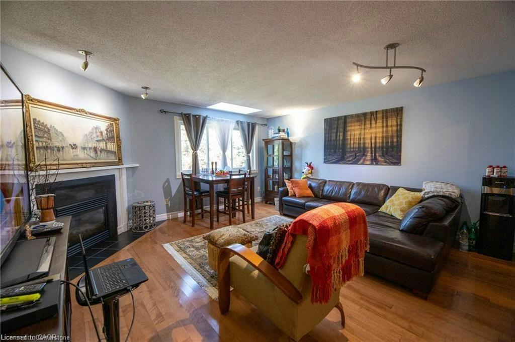 15-26 Moss Boulevard, Hamilton, ON, L9H 6W7 - 3