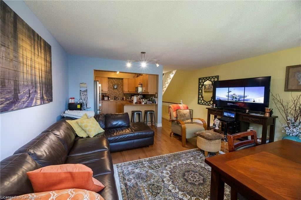 15-26 Moss Boulevard, Hamilton, ON, L9H 6W7 - 6