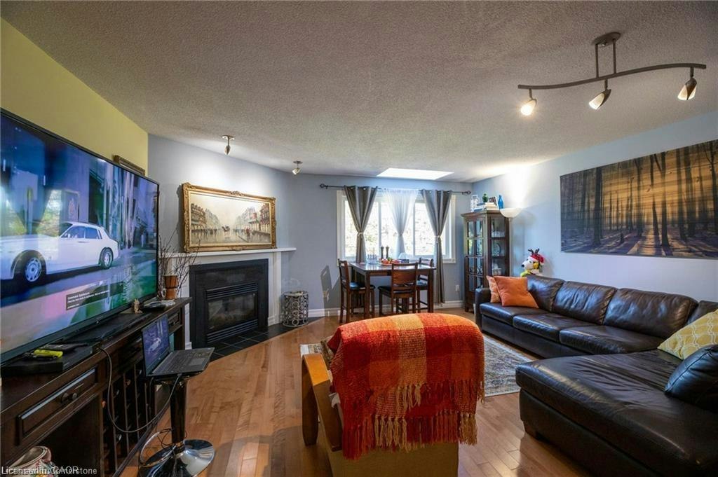 15-26 Moss Boulevard, Hamilton, ON, L9H 6W7 - 4