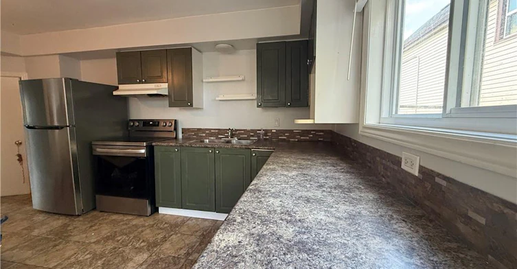 1087 Cannon Street E, Hamilton, ON, L8L 2J3 - 3