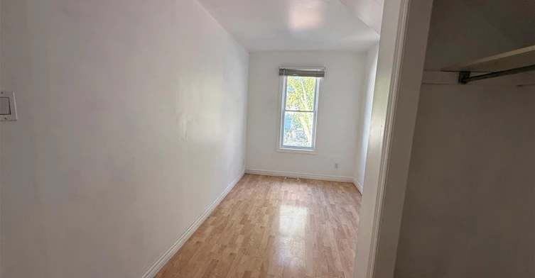 1087 Cannon Street E, Hamilton, ON, L8L 2J3 - 9