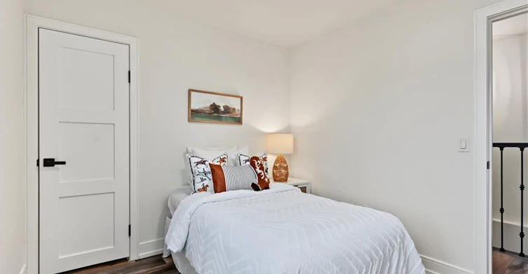 MAIN-145 Gage Avenue N, Hamilton, ON, L8L 6Z8 - 28
