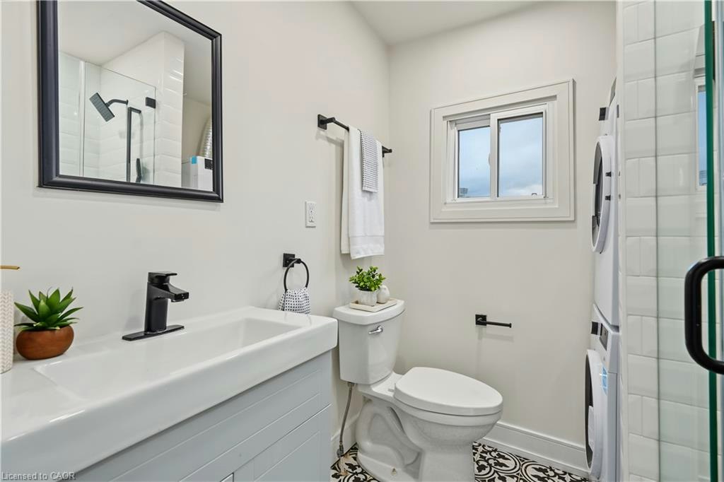 MAIN-145 Gage Avenue N, Hamilton, ON, L8L 6Z8 - 22