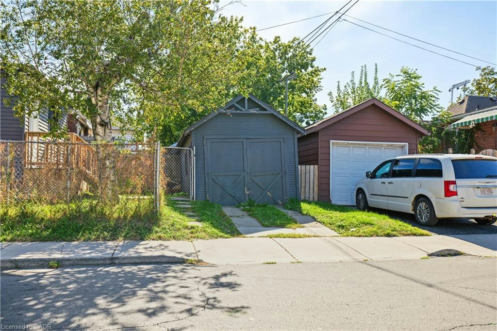 MAIN-145 Gage Avenue N, Hamilton, ON, L8L 6Z8 - 33