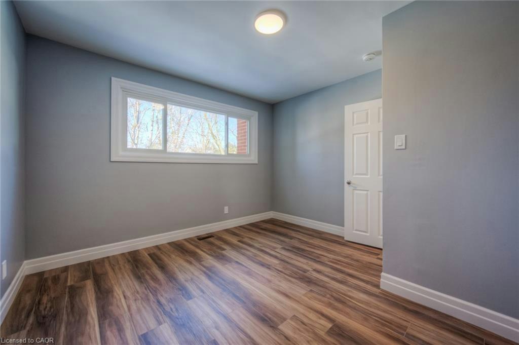 1-262 Ross Avenue, Kitchener, ON, N2A 1V6 - 14
