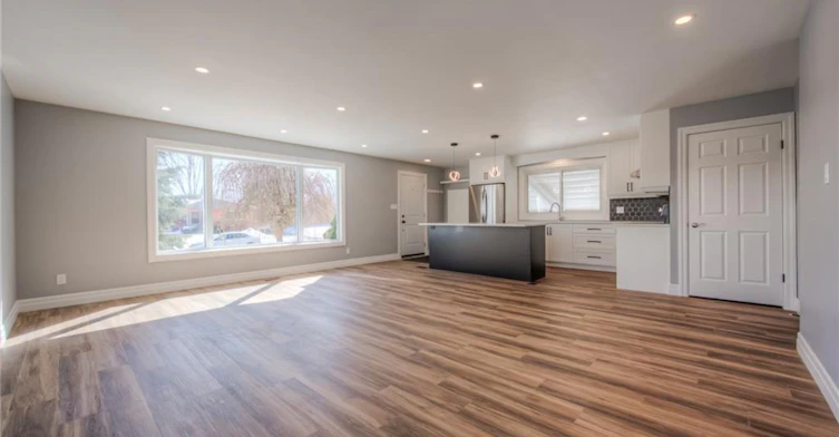 1-262 Ross Avenue, Kitchener, ON, N2A 1V6