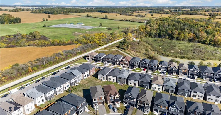 57 Wintergreen Crescent, Cayuga, ON, N3W 0H5 - 47