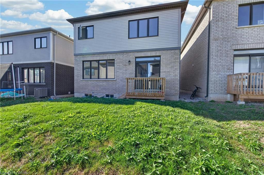 57 Wintergreen Crescent, Cayuga, ON, N3W 0H5 - 39