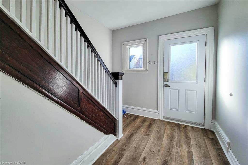 1-108 Kensington Avenue N, Hamilton, ON, L8L 7N2 - 4