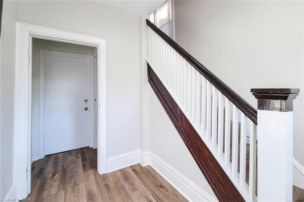 1-108 Kensington Avenue N, Hamilton, ON, L8L 7N2 - 5