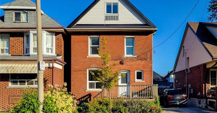 1-108 Kensington Avenue N, Hamilton, ON, L8L 7N2