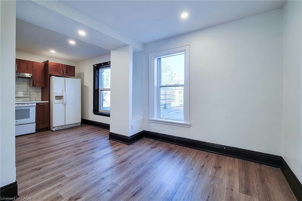 2-108 Kensington Avenue N, Hamilton, ON, L8L 7N2 - 6