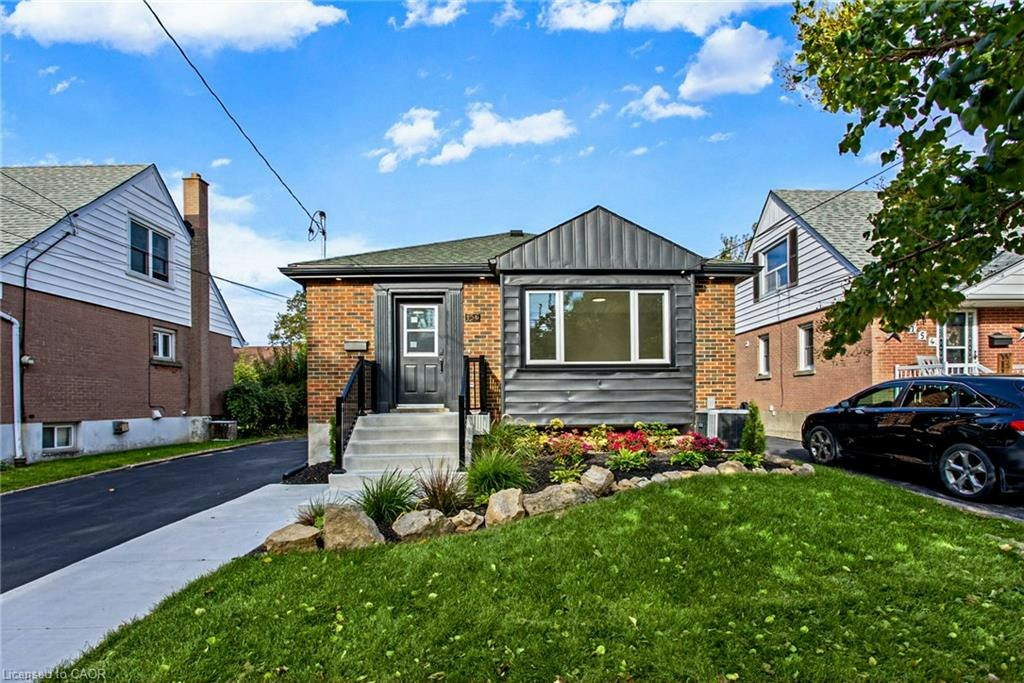 Upper-156 East 36th Street, Hamilton, ON, L8V 3Z4 2