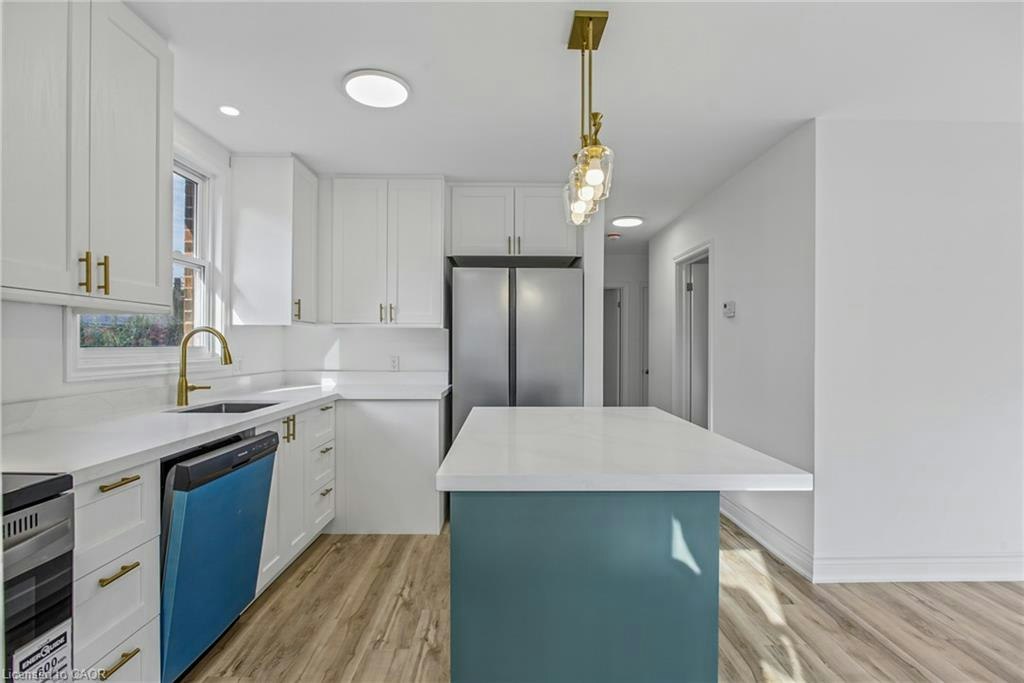 Upper-156 East 36th Street, Hamilton, ON, L8V 3Z4 - 13