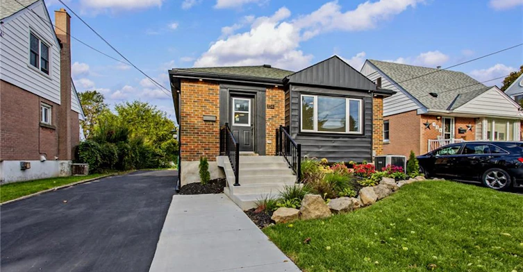 Upper-156 East 36th Street, Hamilton, ON, L8V 3Z4