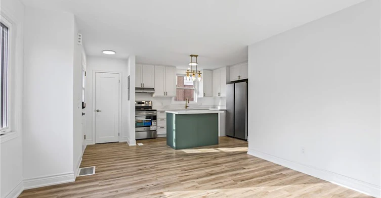 Upper-156 East 36th Street, Hamilton, ON, L8V 3Z4 - 12