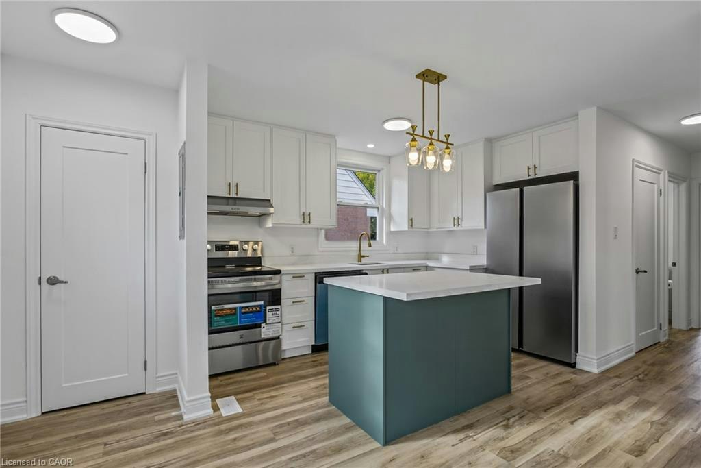 Upper-156 East 36th Street, Hamilton, ON, L8V 3Z4 4